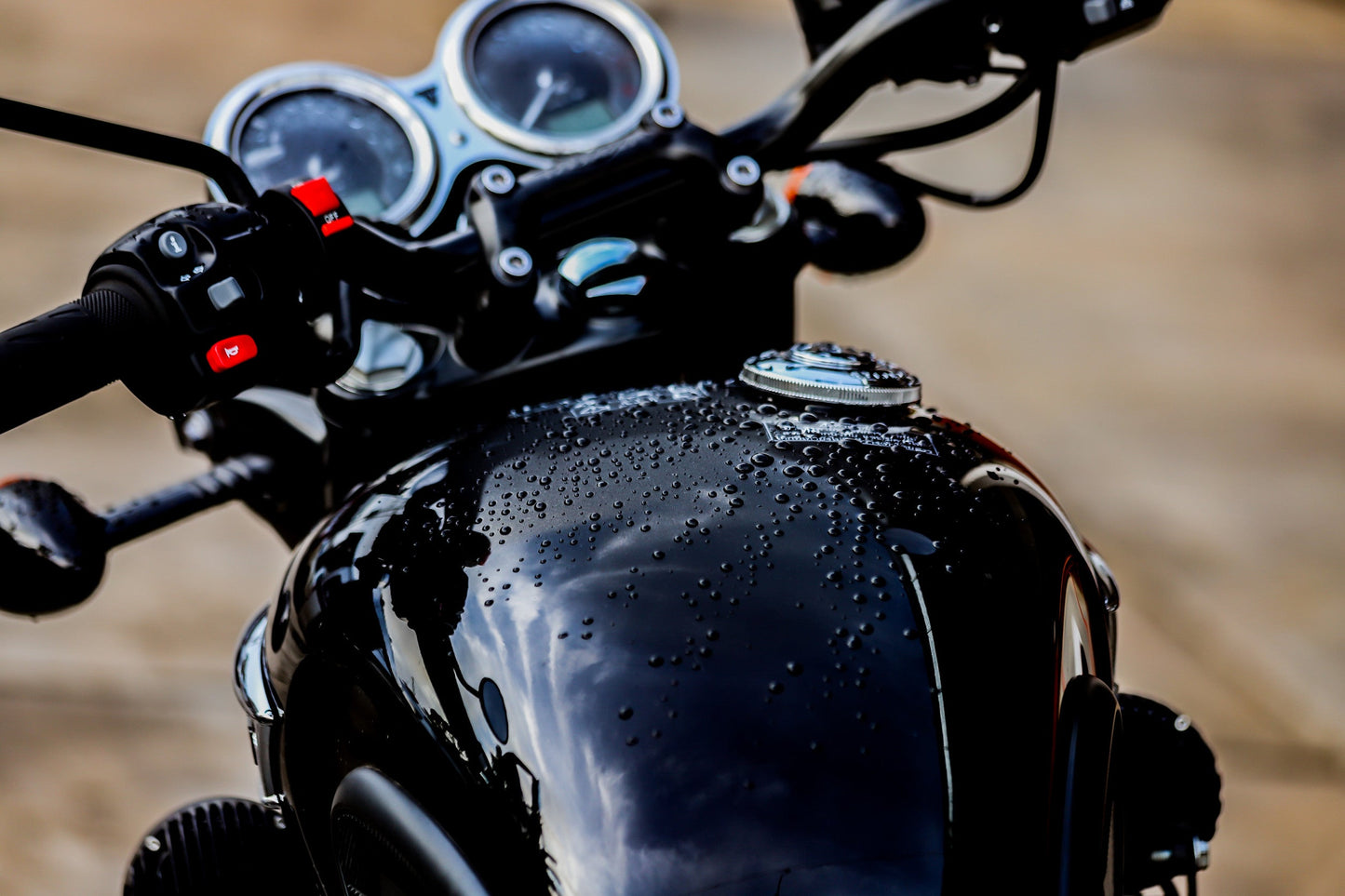 WASH&WHIPS MotoPro Motorcycle Detailing Kit - Clean, Shine & Protect