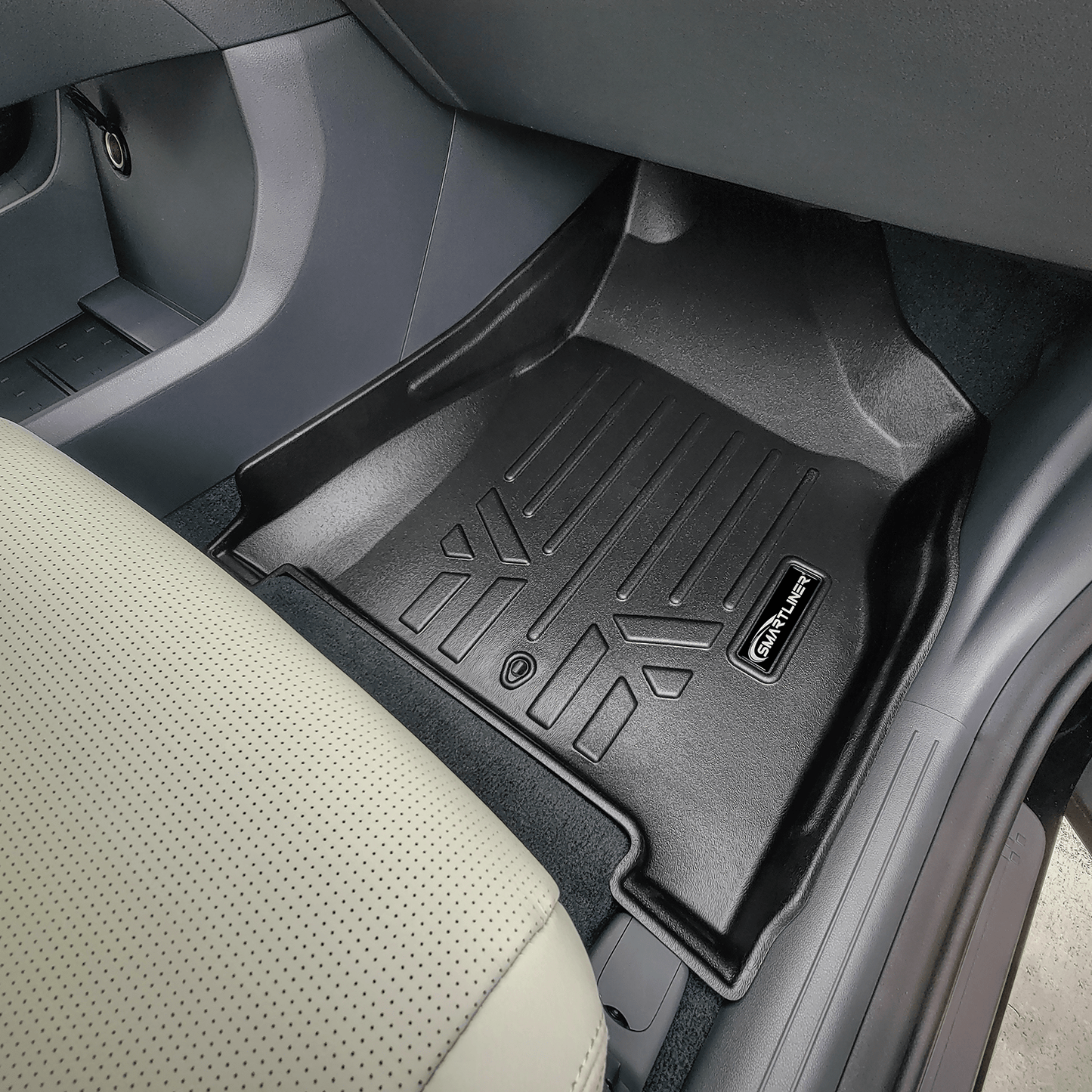SMARTLINER Custom Fit Floor Liners For 2024 - 2026 Hyundai Santa Fe Hybrid