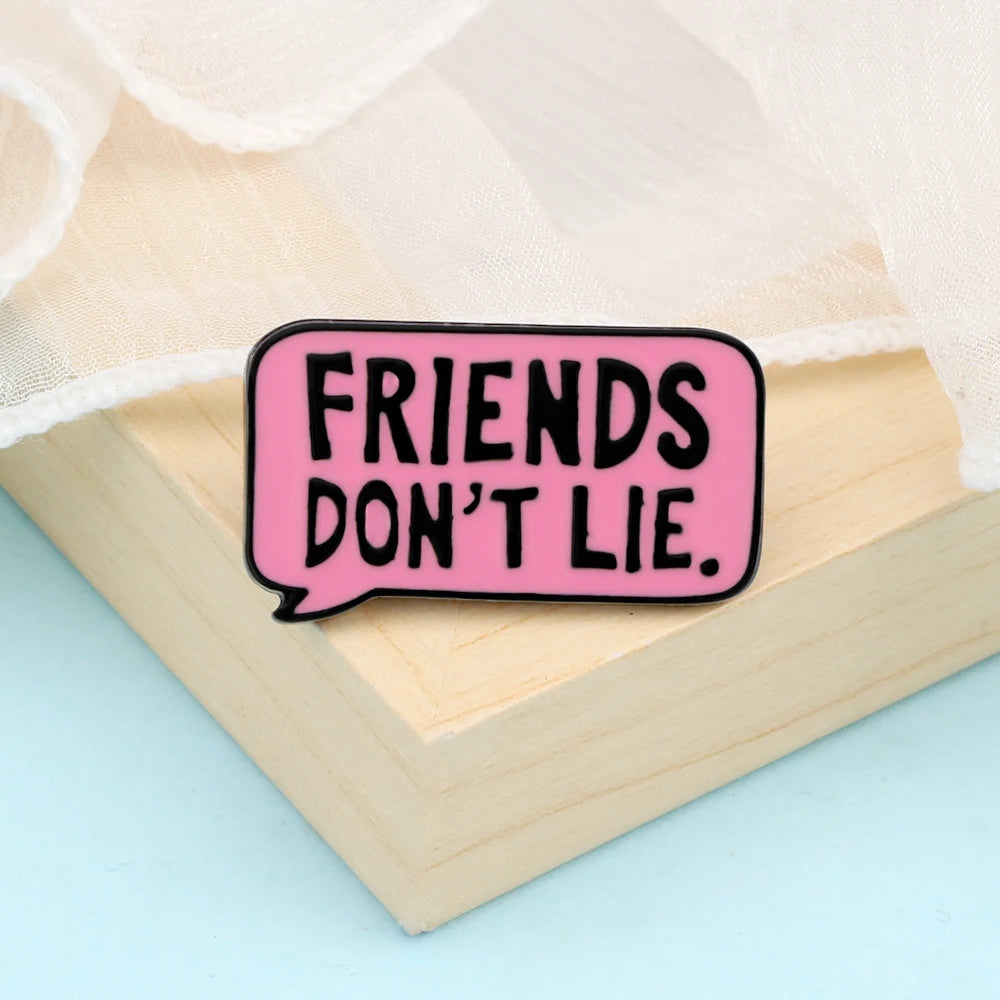 Life Motto Quotes Enamel Pins Creative ‘Never Give Up’ ‘Live in the Present’ Brooch Banner Slogan Badge Jewelry Gift for Friends